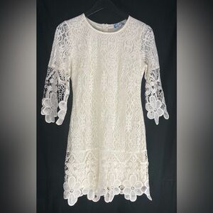Elegant White Lace Long Sleeve Dress